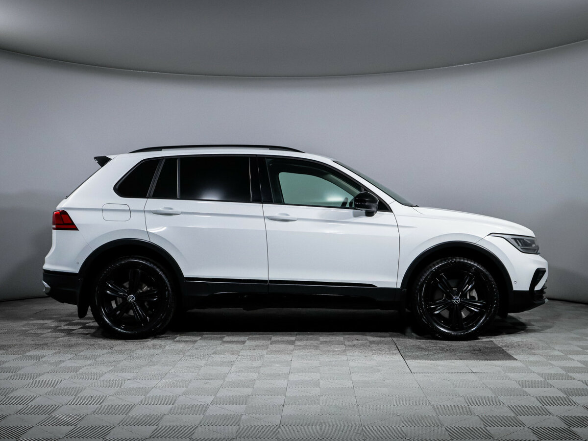 Volkswagen Tiguan 2021 года с пробегом. Фото: #3