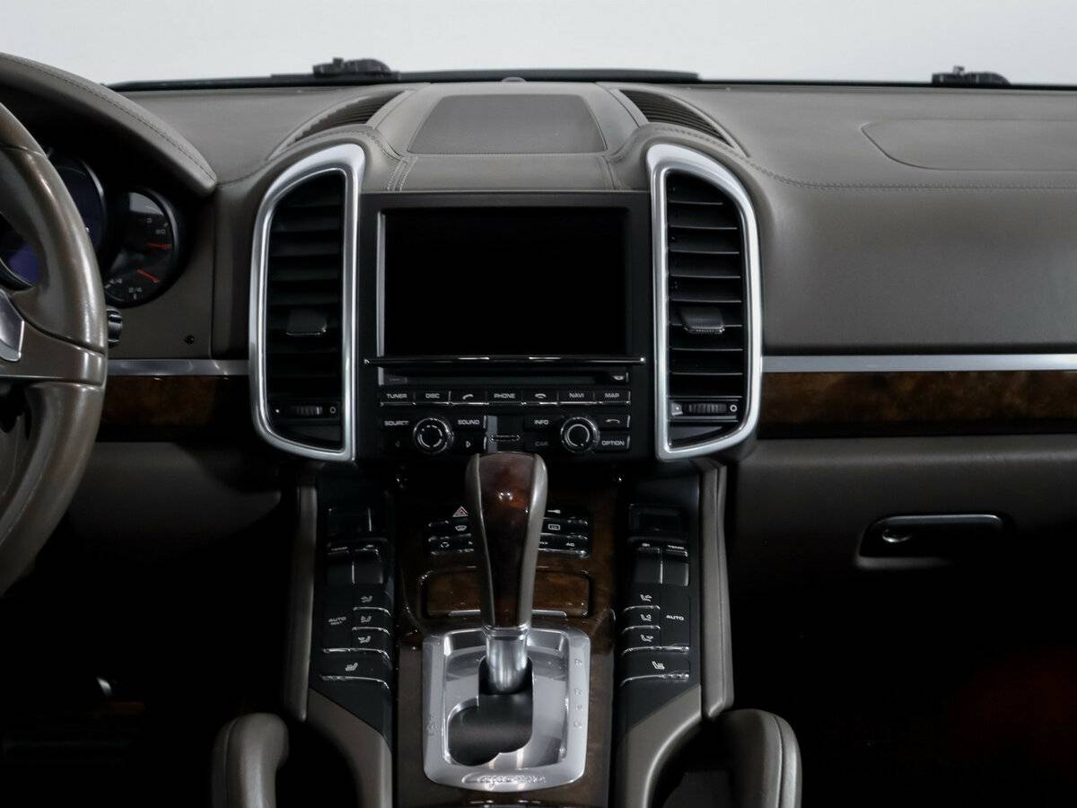 Porsche Cayenne 2011 года с пробегом. Фото: #10