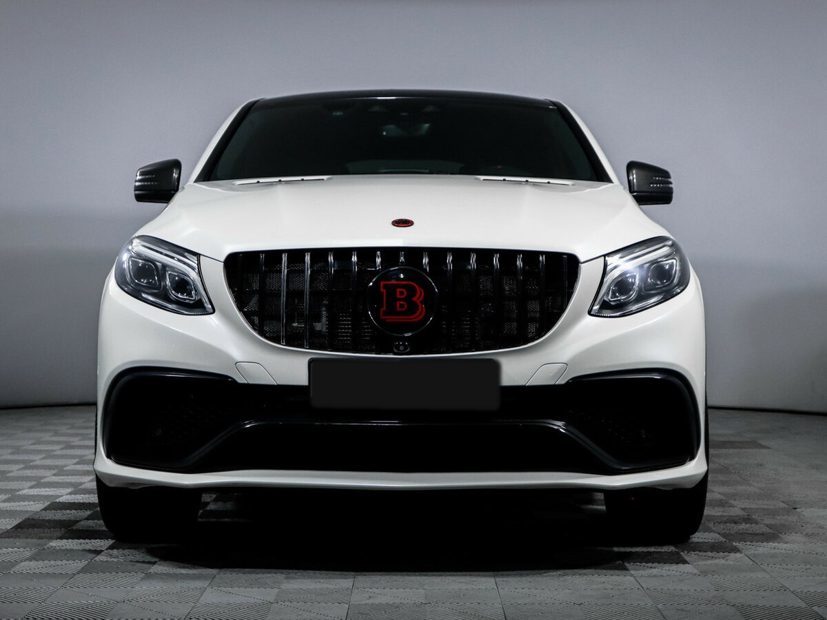 Mercedes-Benz GLE Coupe AMG 2017 года с пробегом. Фото: #1