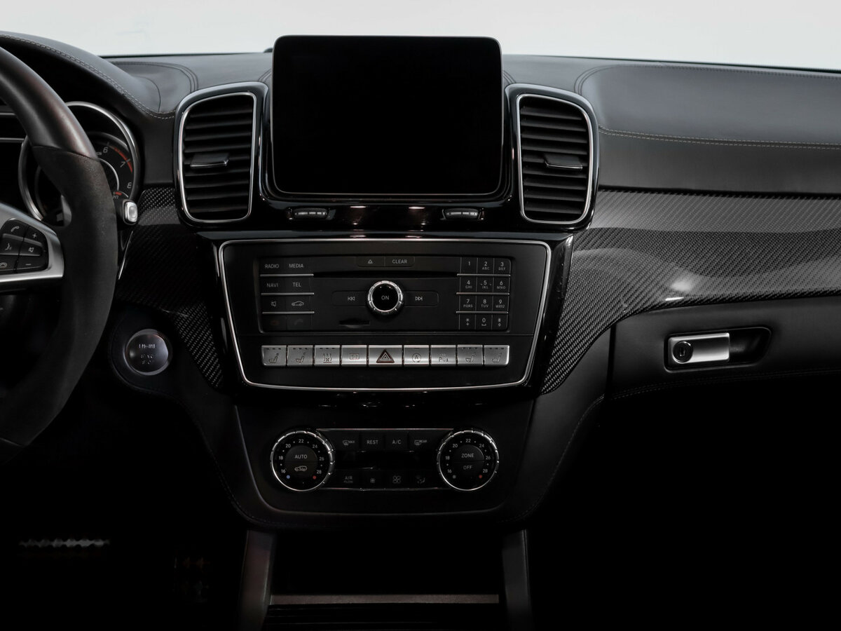 Mercedes-Benz GLE Coupe AMG 2017 года с пробегом. Фото: #12