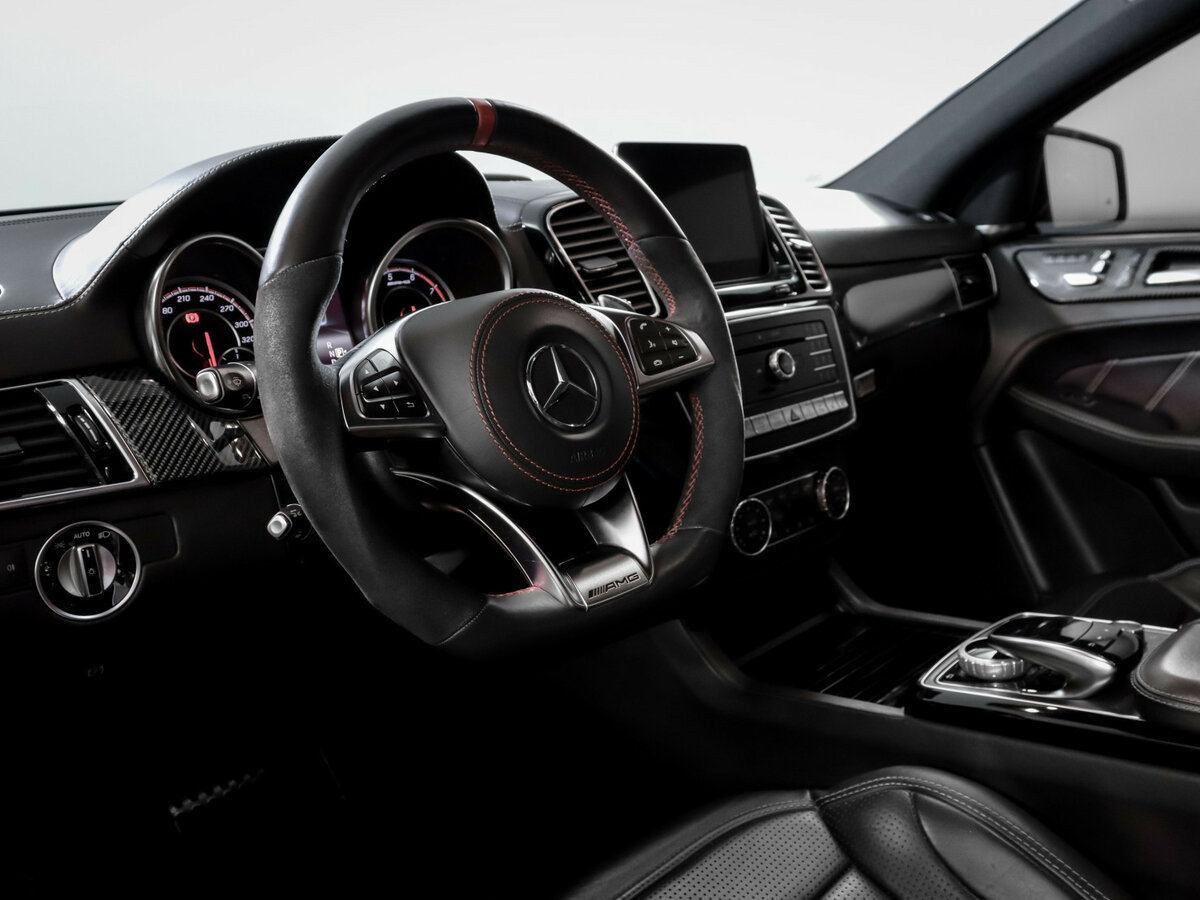 Mercedes-Benz GLE Coupe AMG 2017 года с пробегом. Фото: #13