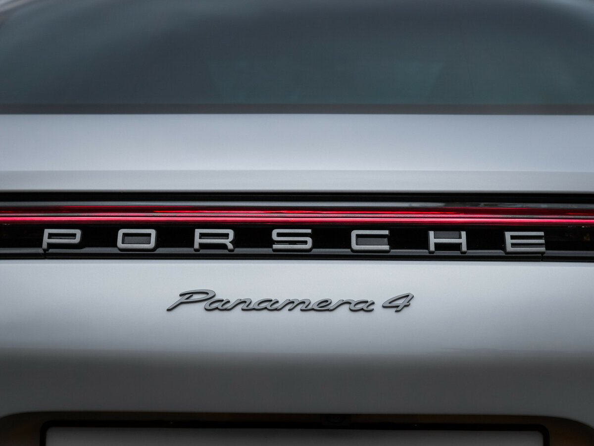 Porsche Panamera 2022 года с пробегом. Фото: #18
