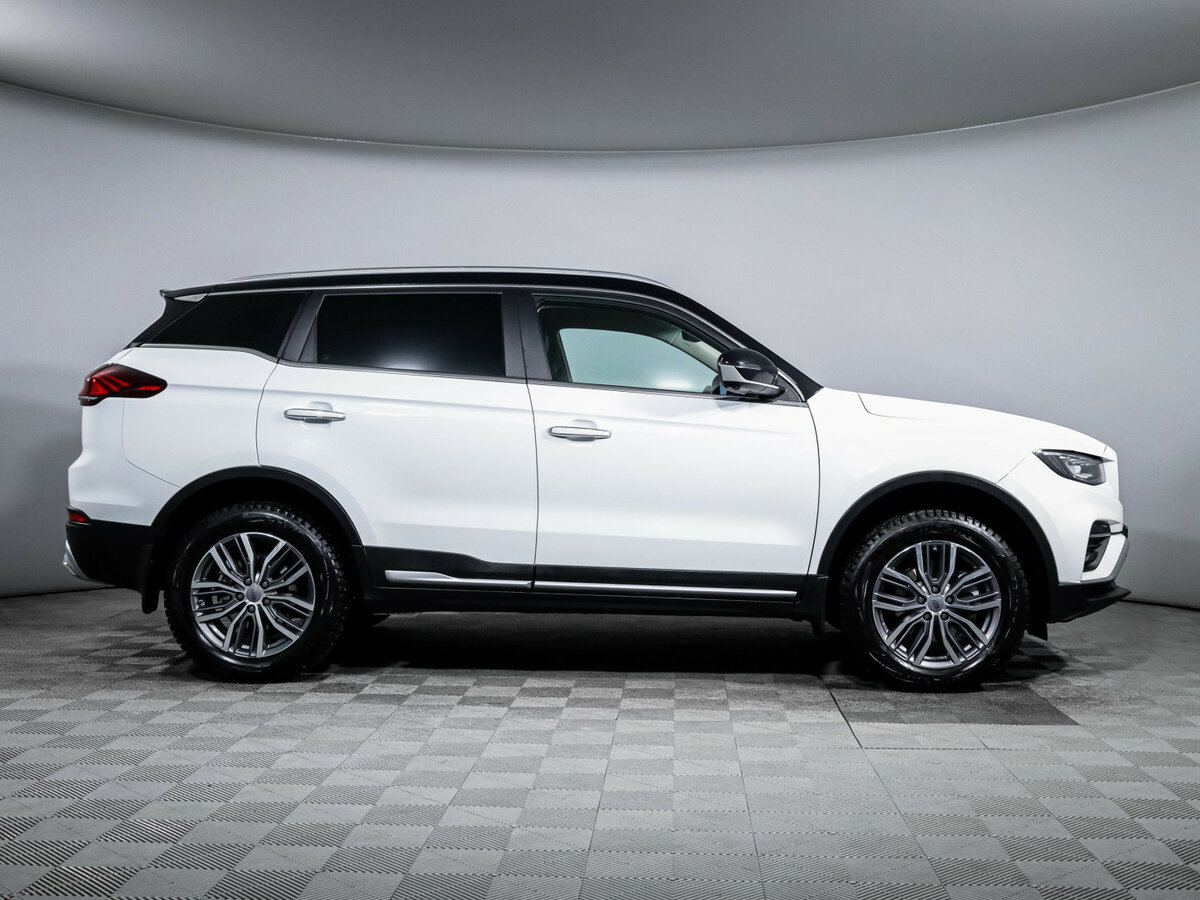 Geely Atlas Pro 2021 года с пробегом. Фото: #3