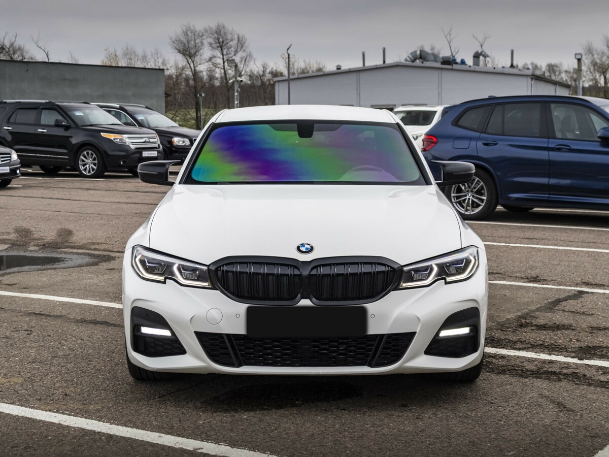 BMW 3 серии 2020 года с пробегом. Фото: #2