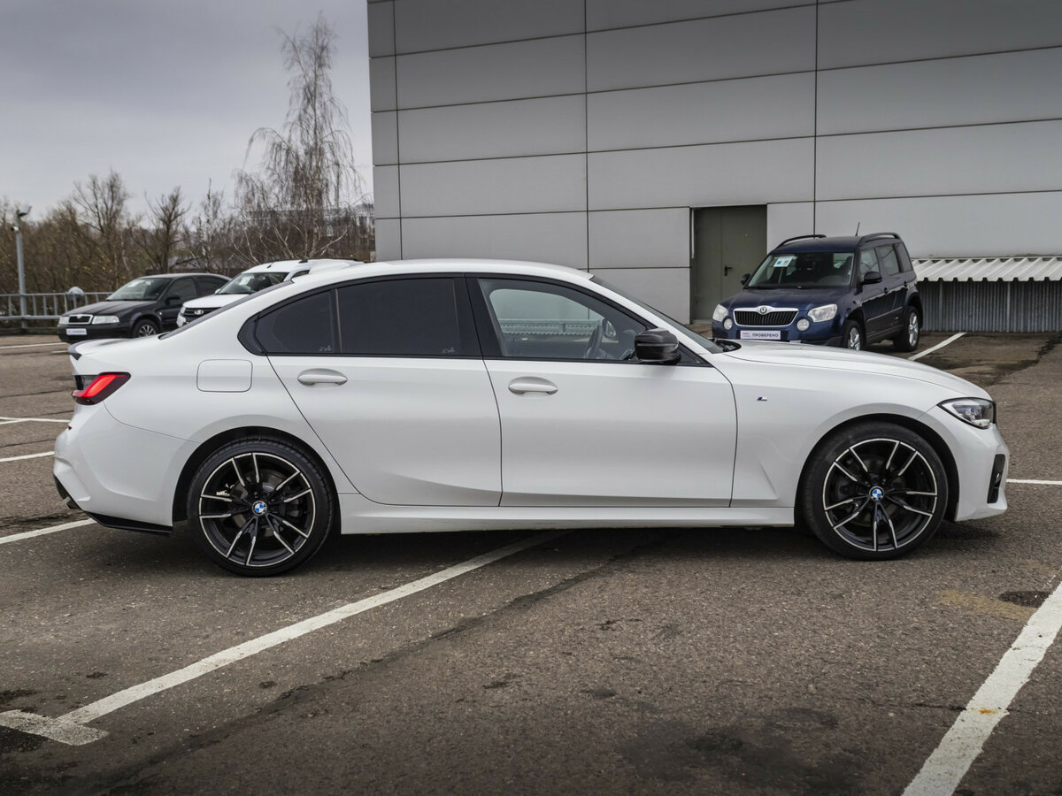 BMW 3 серии 2020 года с пробегом. Фото: #4