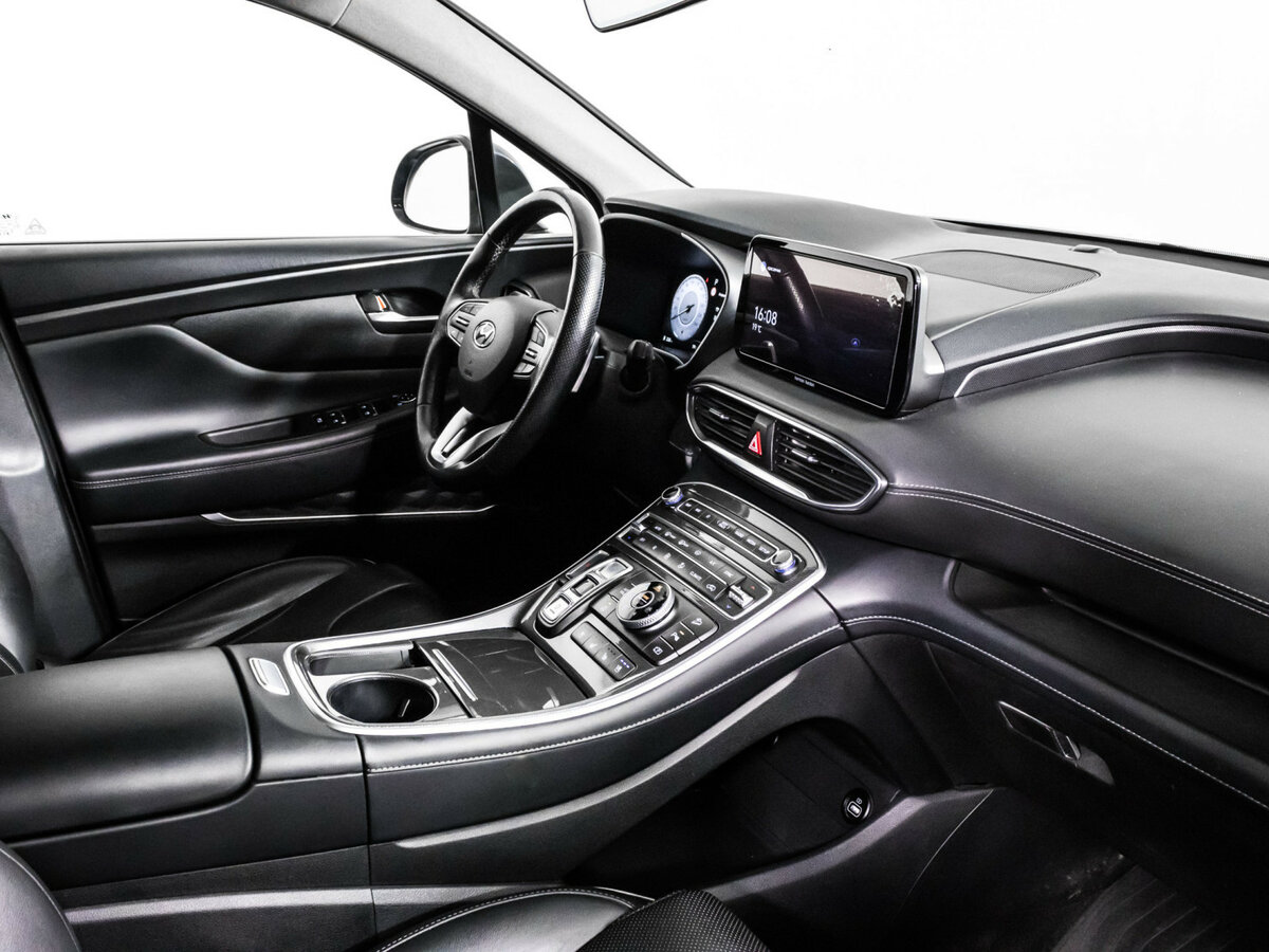 Hyundai Santa Fe 2021 года с пробегом. Фото: #6