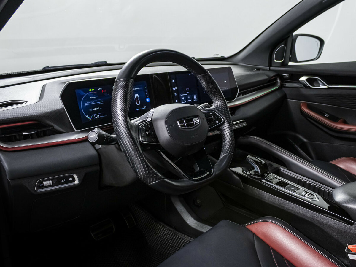 Geely Coolray 2023 года с пробегом. Фото: #7