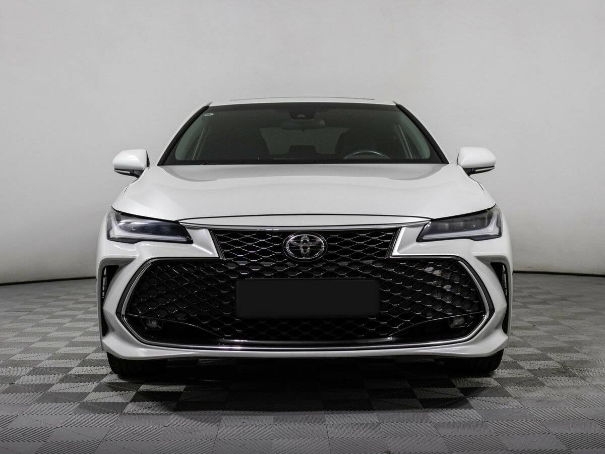 Toyota Avalon 2022 года с пробегом. Фото: #1