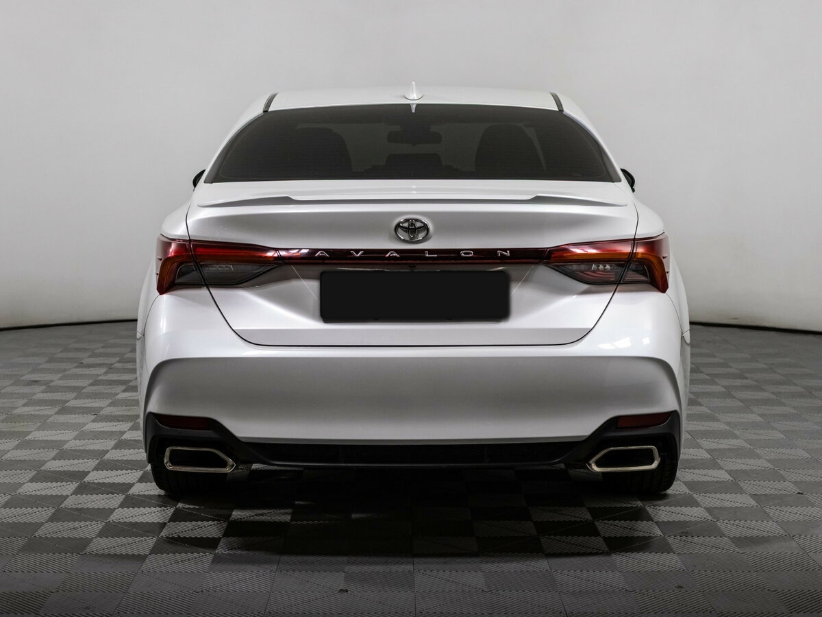 Toyota Avalon 2022 года с пробегом. Фото: #4