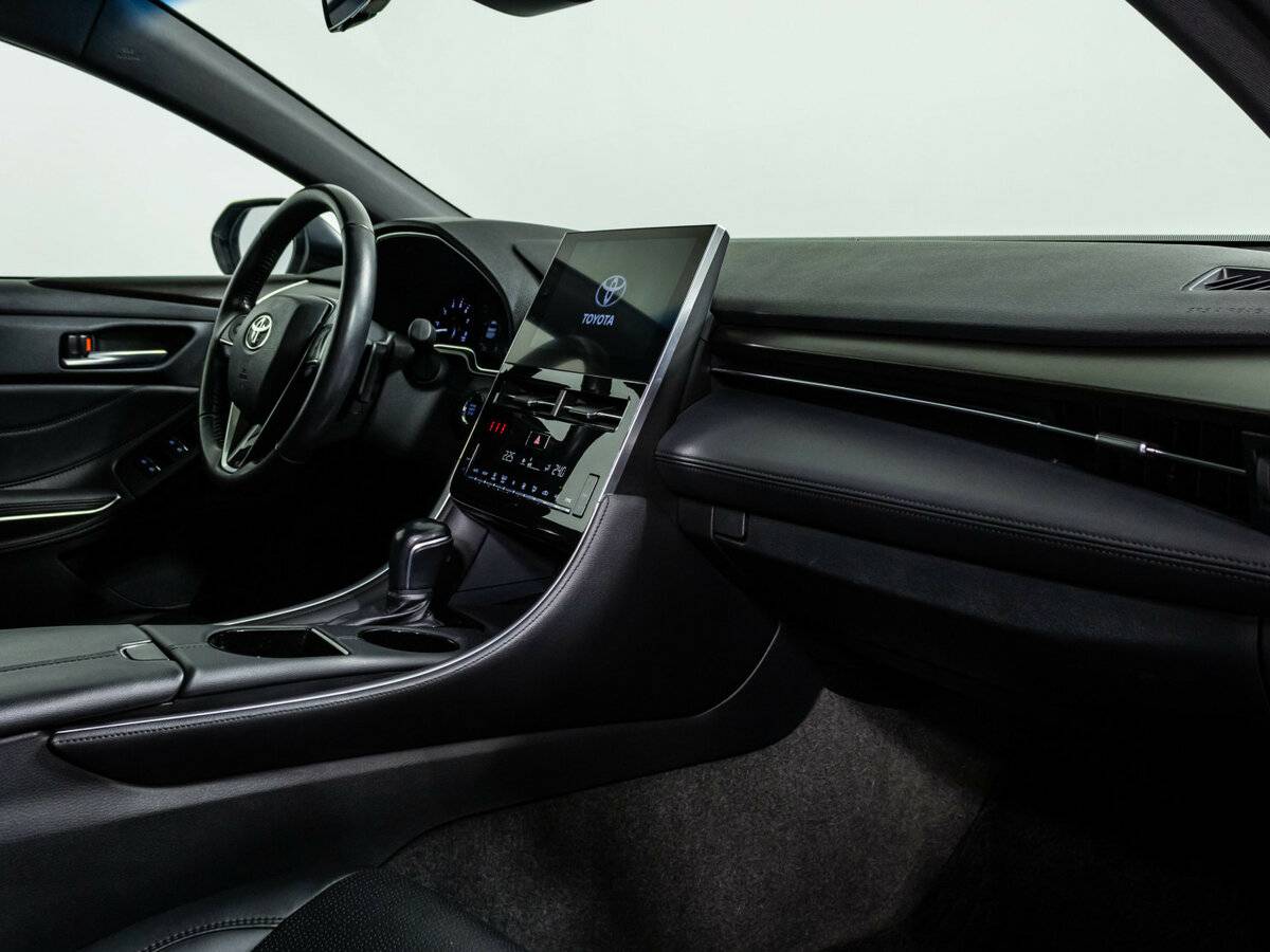 Toyota Avalon 2022 года с пробегом. Фото: #6