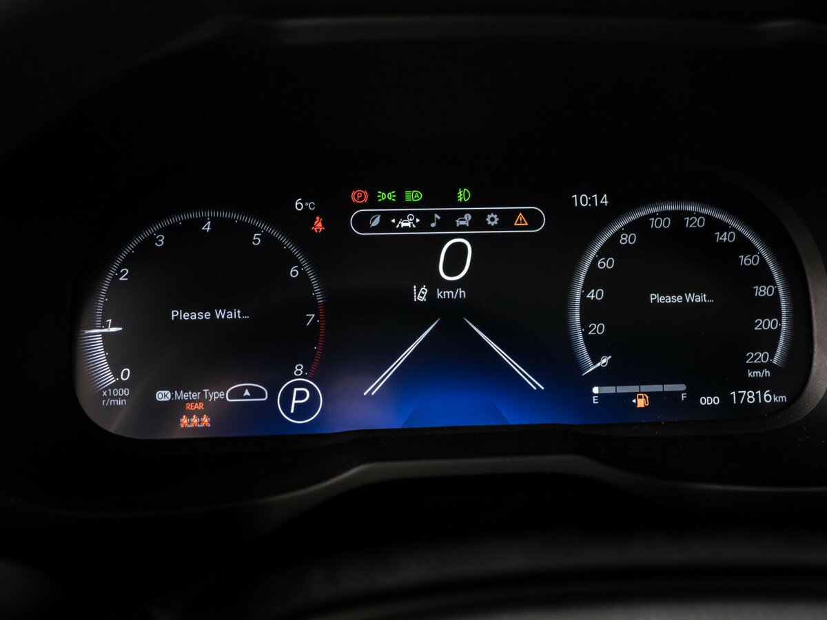 Toyota RAV4 2024 года с пробегом. Фото: #7