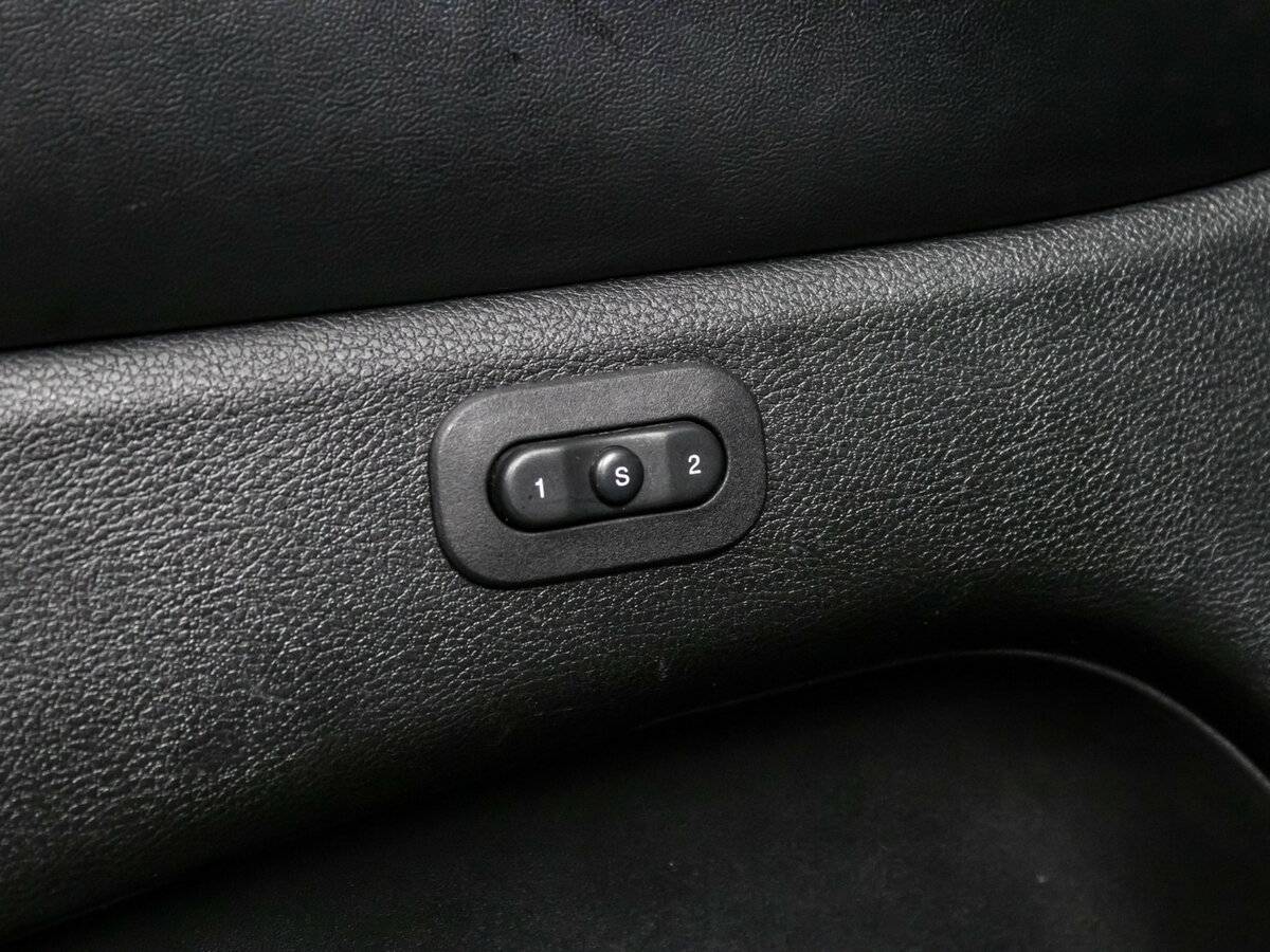 Jeep Grand Cherokee 2014 года с пробегом. Фото: #14