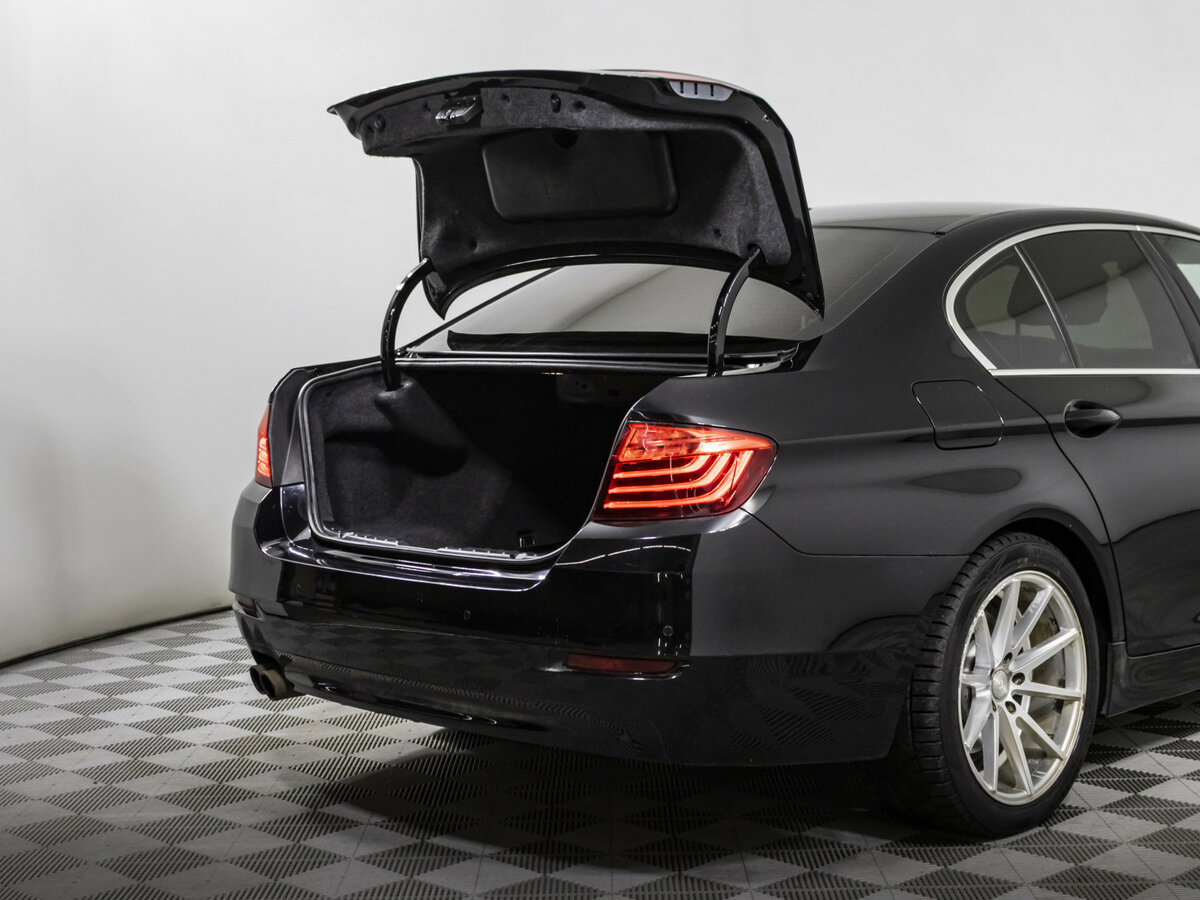 BMW 5 серии 2015 года с пробегом. Фото: #13