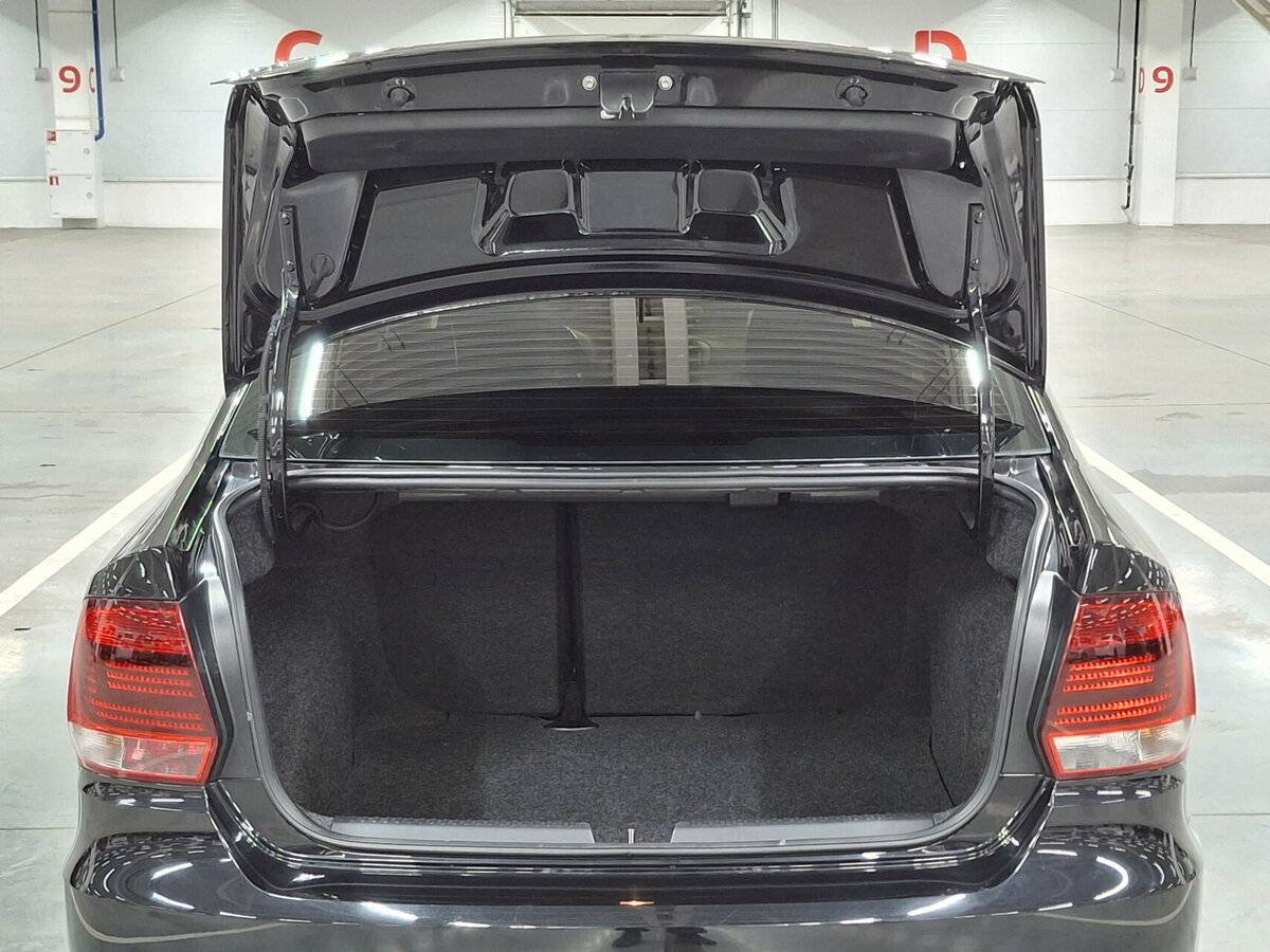 Б/У Фольксваген Поло 2017 года. Фото: #9