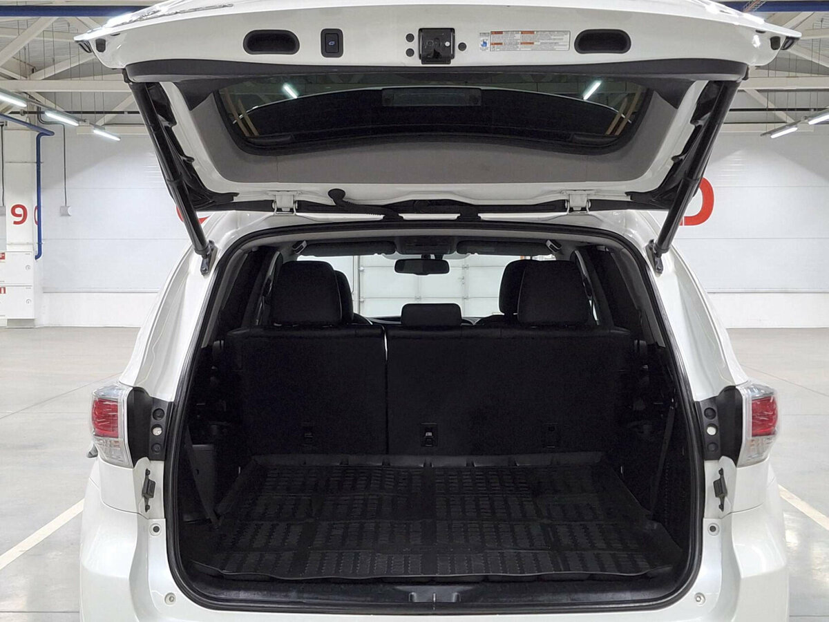 Toyota Highlander 2014 года с пробегом. Фото: #9