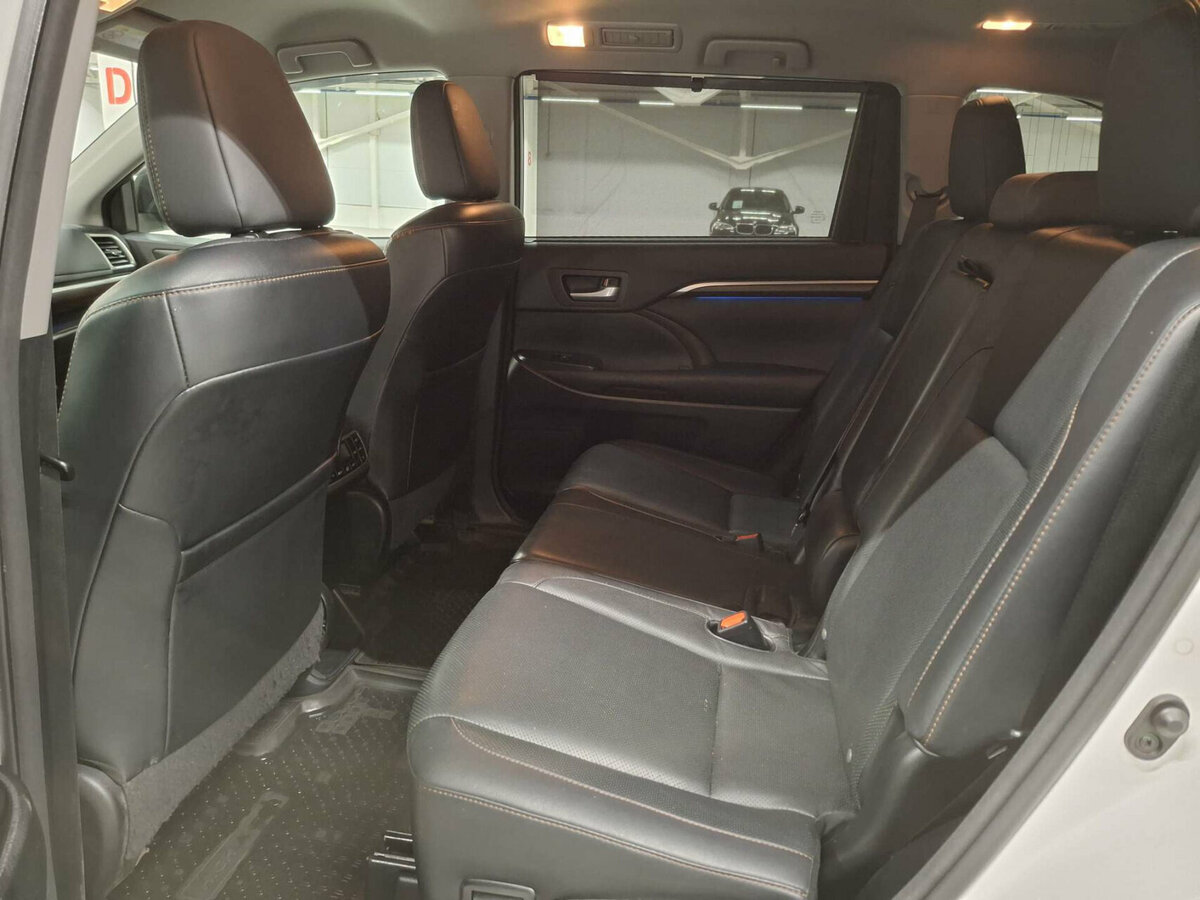 Toyota Highlander 2014 года с пробегом. Фото: #11