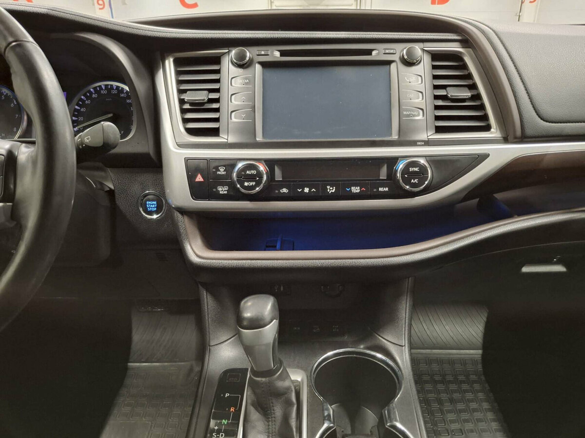 Toyota Highlander 2014 года с пробегом. Фото: #14