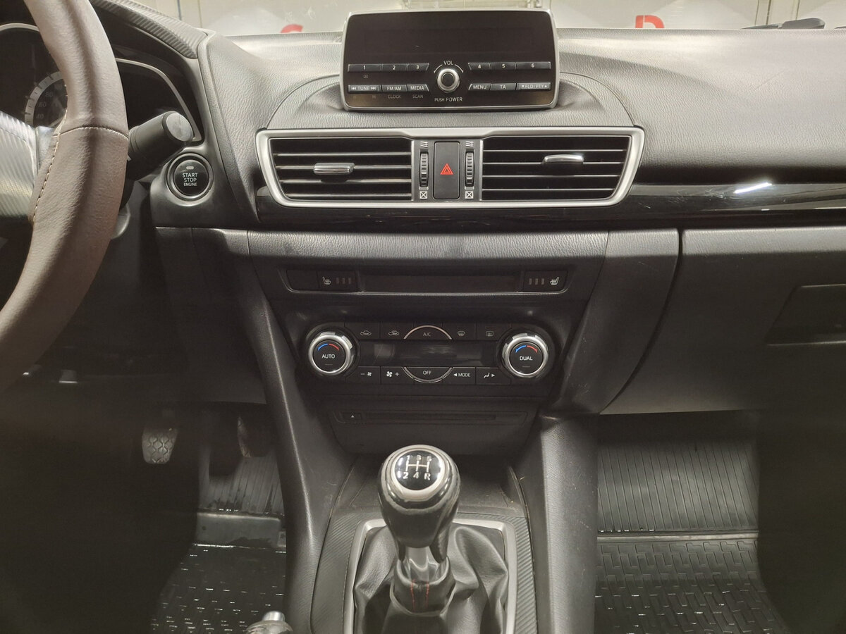 Mazda 3 2014 года с пробегом. Фото: #14
