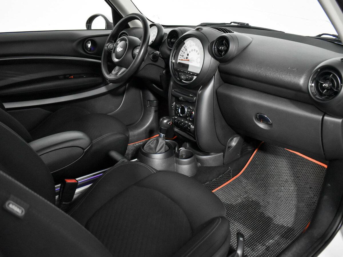 Mini Paceman 2013 года с пробегом. Фото: #12