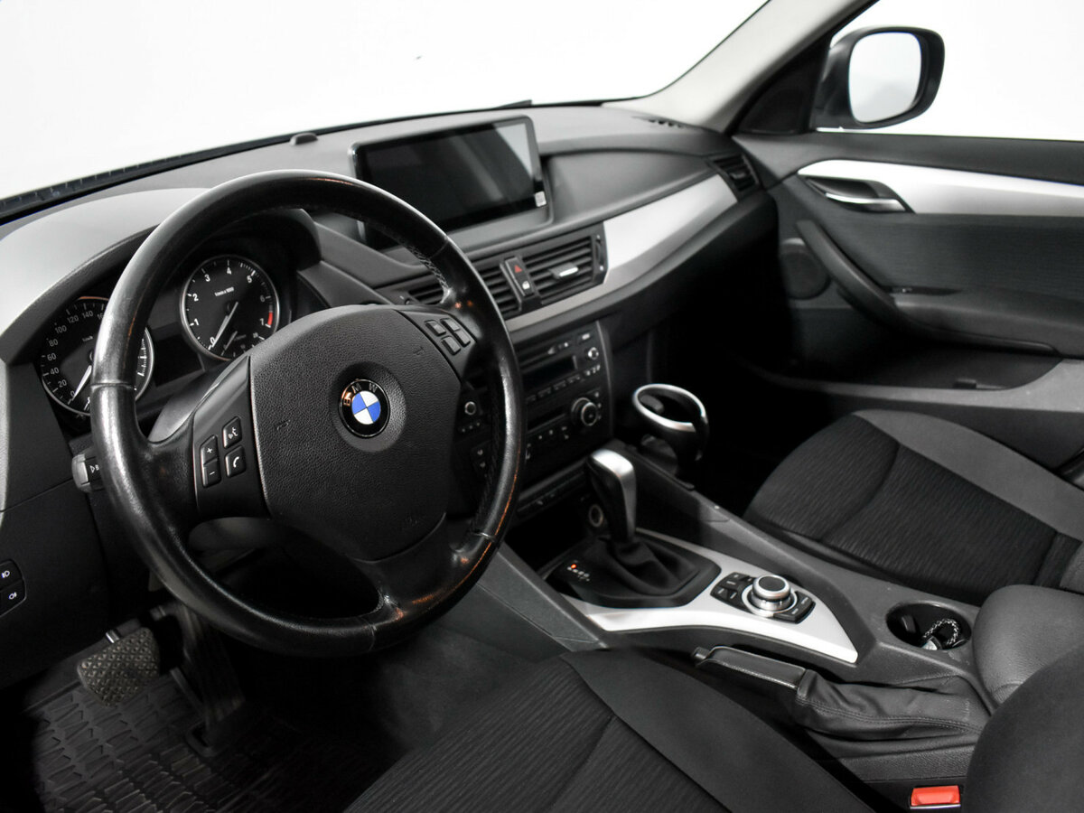 BMW X1 2010 года с пробегом. Фото: #6
