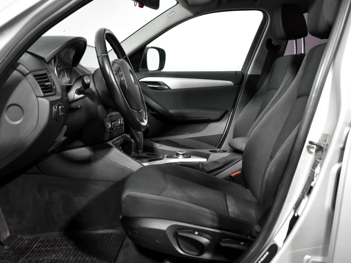 BMW X1 2010 года с пробегом. Фото: #9