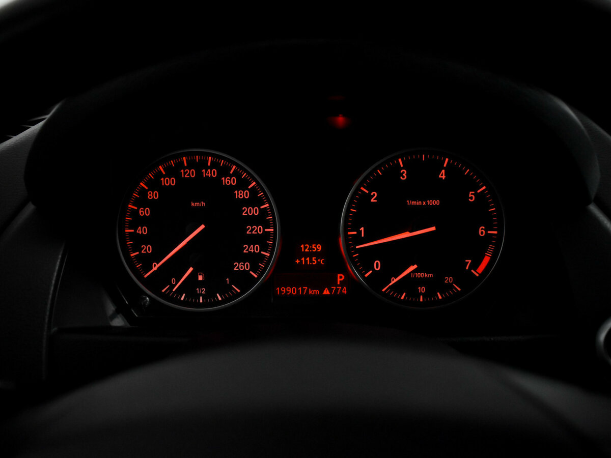 BMW X1 2010 года с пробегом. Фото: #17