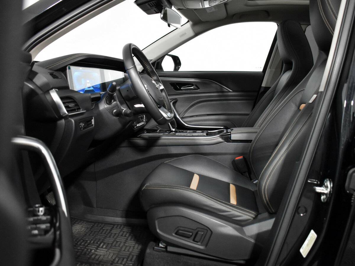 FAW Bestune T77 2023 года с пробегом. Фото: #10