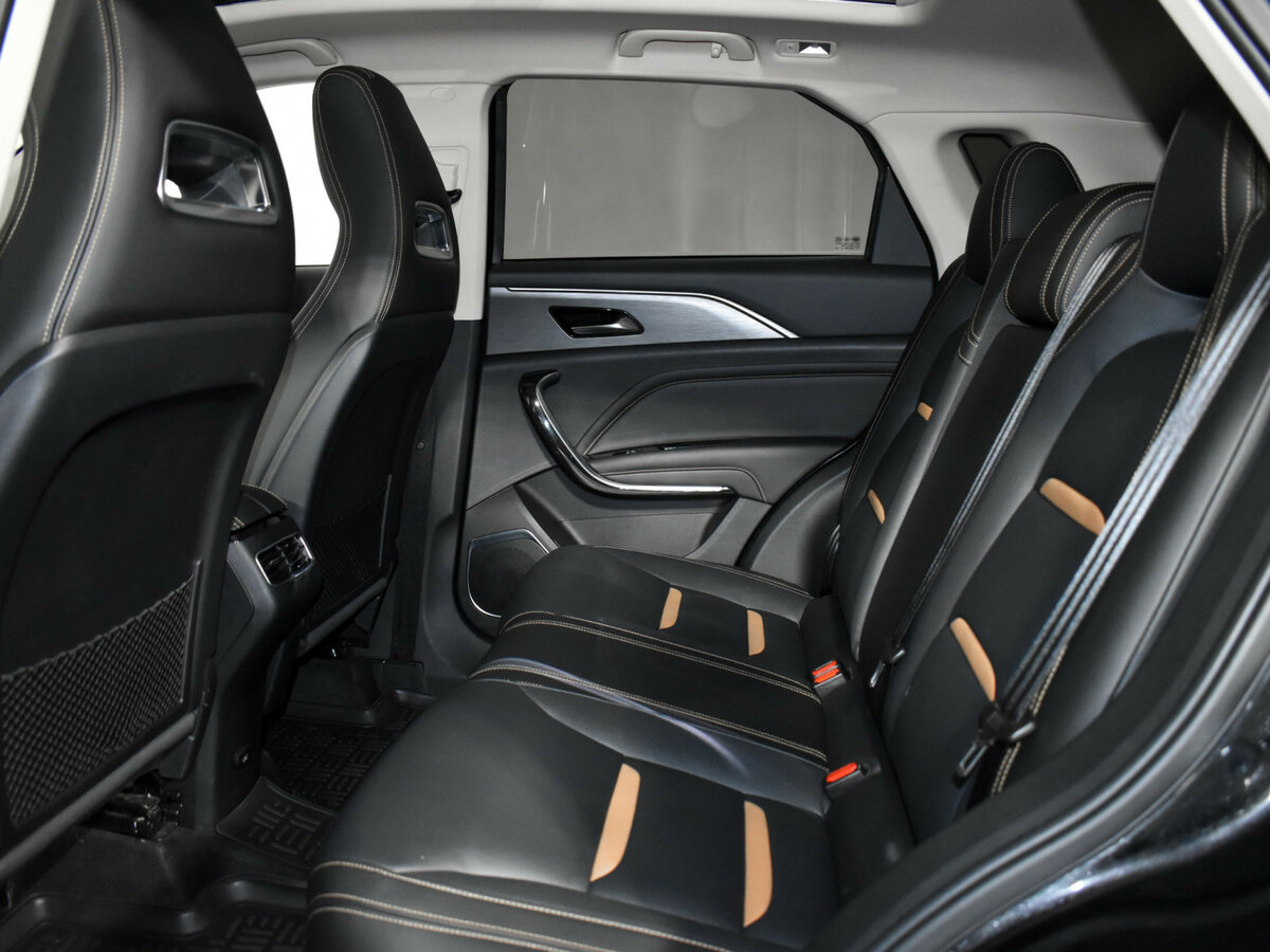 FAW Bestune T77 2023 года с пробегом. Фото: #11