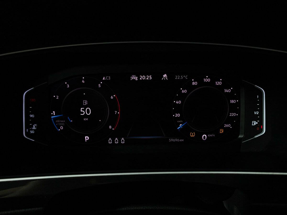 Volkswagen Tiguan 2021 года с пробегом. Фото: #10
