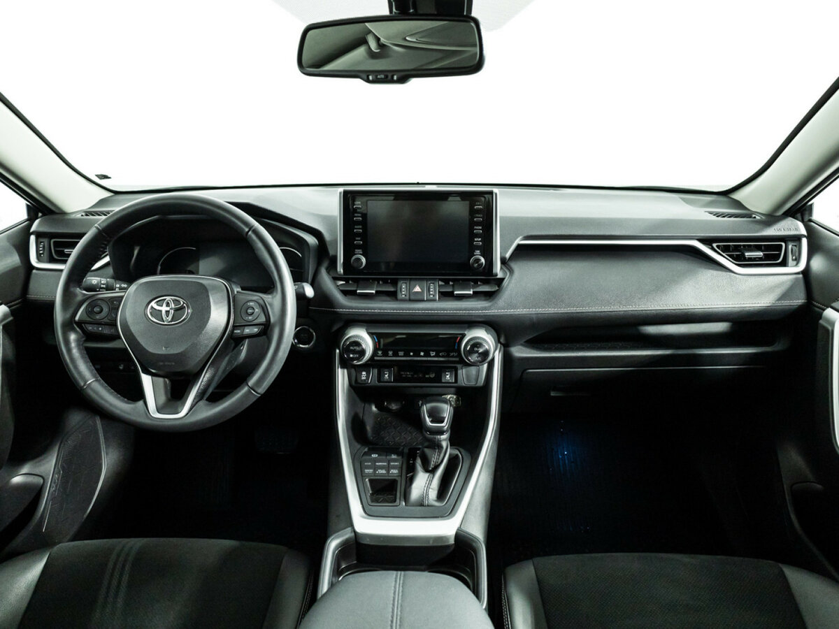Toyota RAV4 2021 года с пробегом. Фото: #12