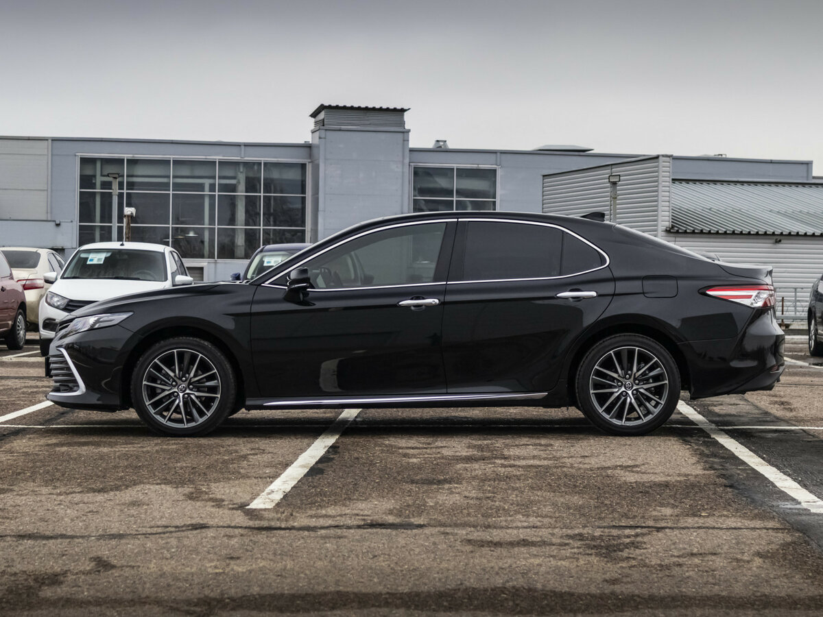 Toyota Camry 2023 года с пробегом. Фото: #6