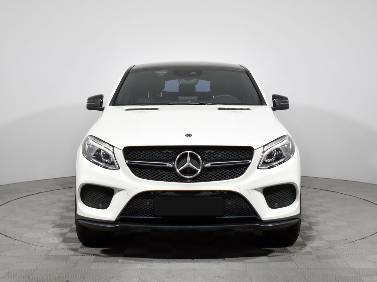 Mercedes-Benz GLE Coupe 2017 года с пробегом. Фото: #1
