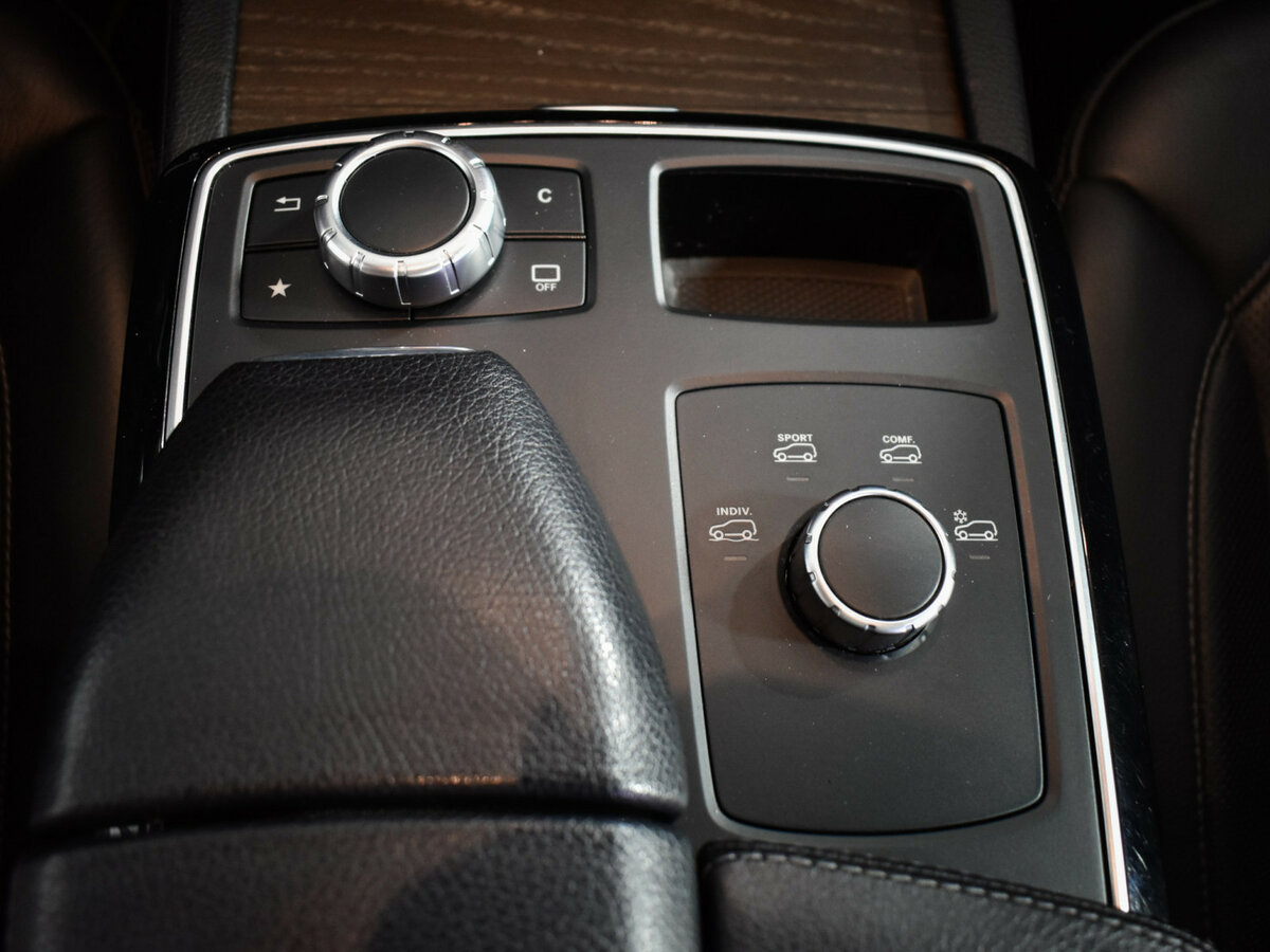 Mercedes-Benz GLE Coupe 2017 года с пробегом. Фото: #17