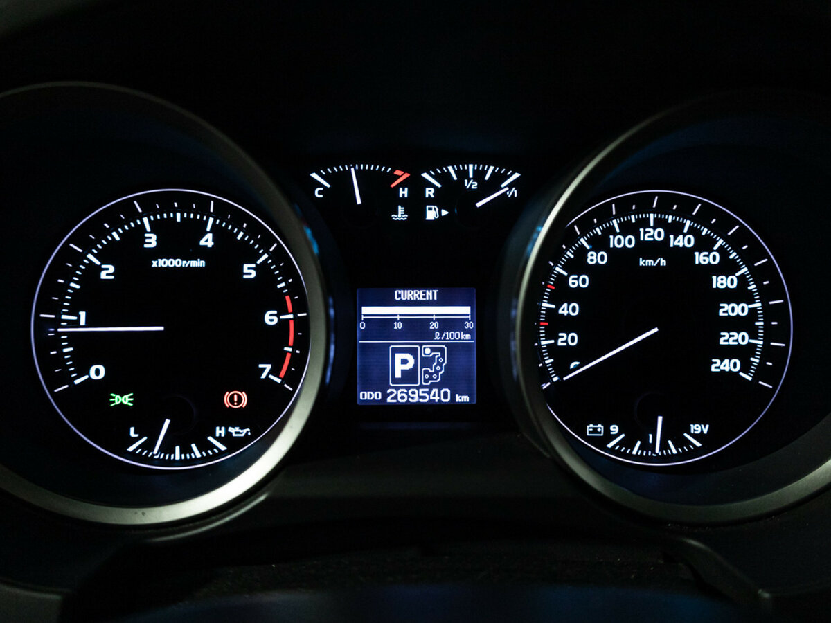 Toyota Land Cruiser 2008 года с пробегом. Фото: #8