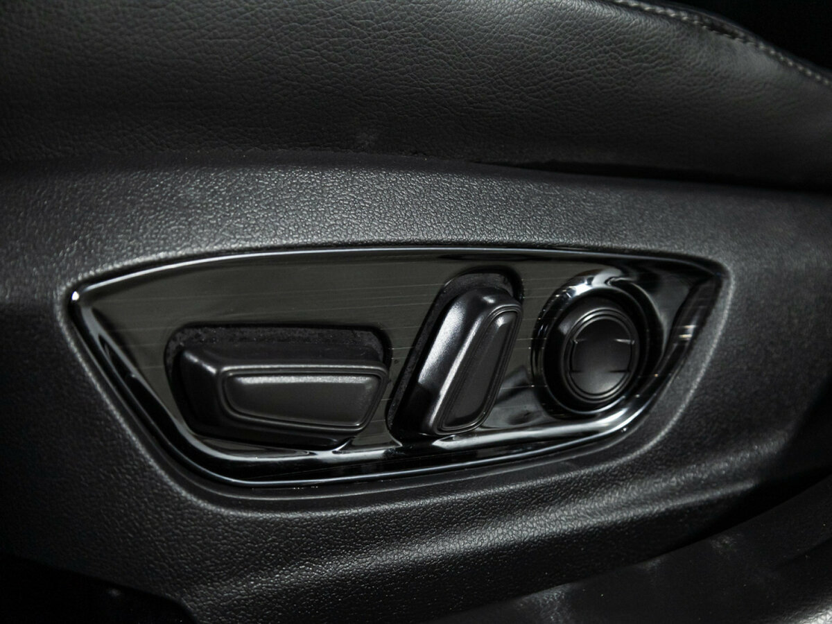 Toyota Camry 2023 года с пробегом. Фото: #12