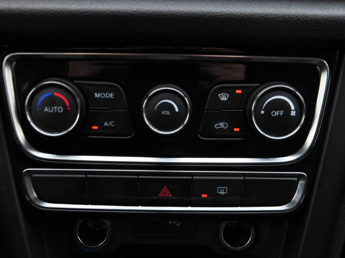 Chery Tiggo 3 2017 года с пробегом. Фото: #18