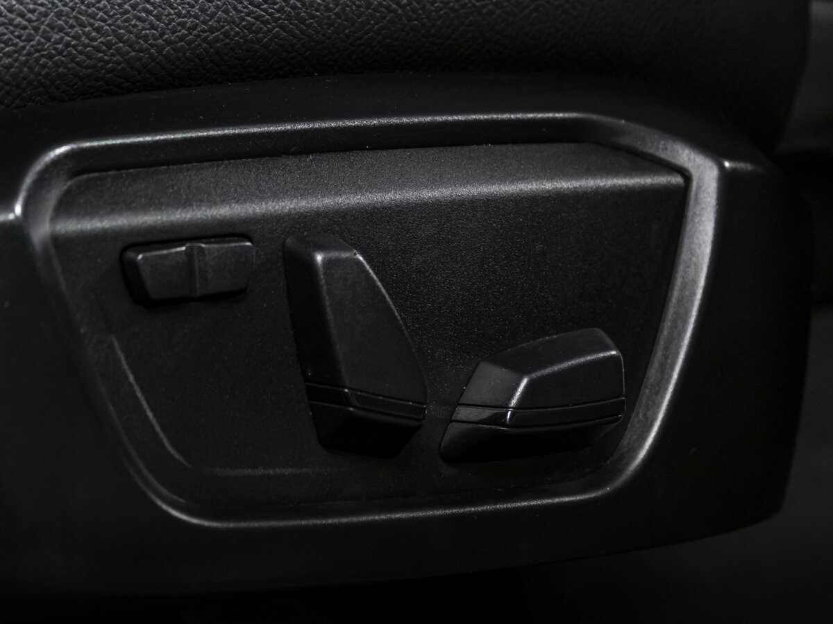 BMW X4 2015 года с пробегом. Фото: #14