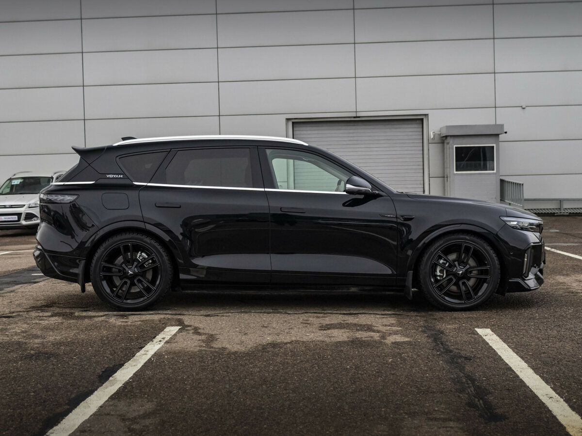 Voyah Free 2023 года с пробегом. Фото: #3