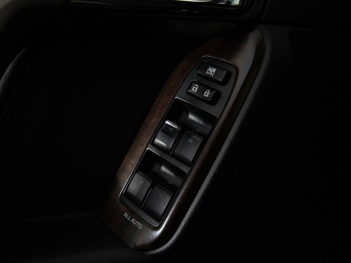 Toyota Land Cruiser Prado 2016 года с пробегом. Фото: #16