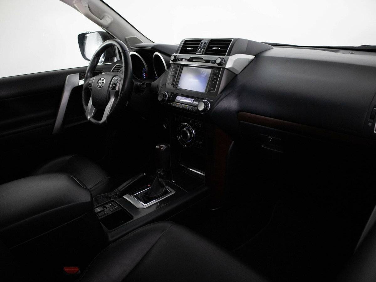 Toyota Land Cruiser Prado 2016 года с пробегом. Фото: #17