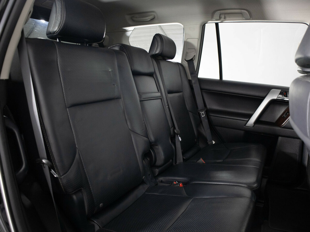 Toyota Land Cruiser Prado 2016 года с пробегом. Фото: #19