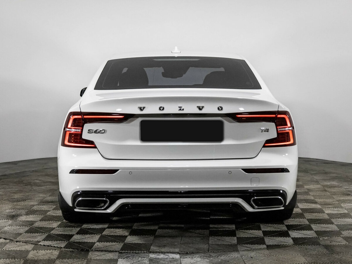 Volvo S60 2020 года с пробегом. Фото: #4