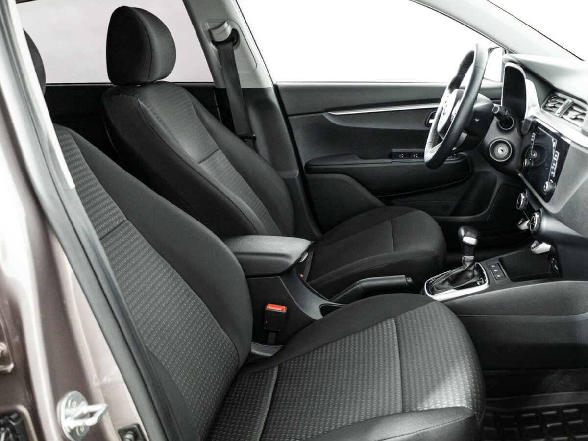 Kia Rio 2021 года с пробегом. Фото: #14