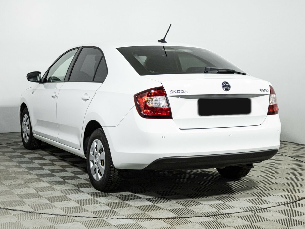 Skoda Rapid 2018 года с пробегом. Фото: #6
