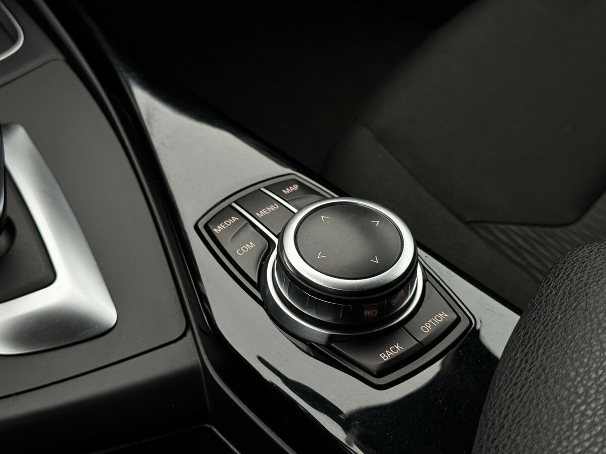 BMW 1 серии 2018 года с пробегом. Фото: #20