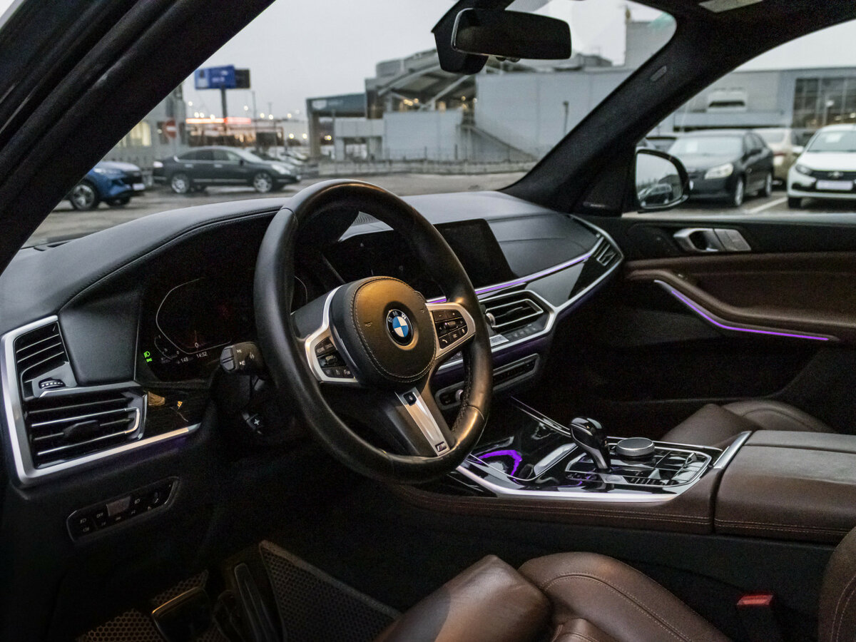 BMW X7 2020 года с пробегом. Фото: #9