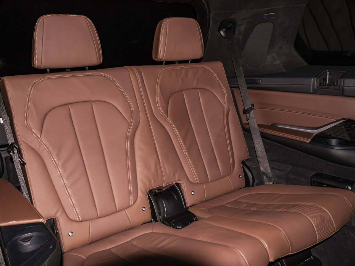 BMW X7 2020 года с пробегом. Фото: #17