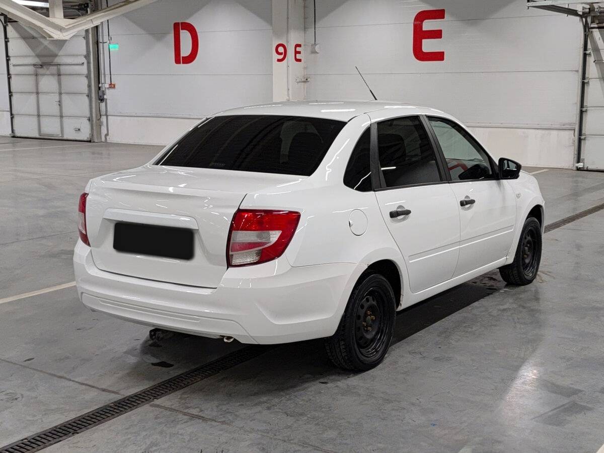 Lada (ВАЗ) Granta 2019 года с пробегом. Фото: #4