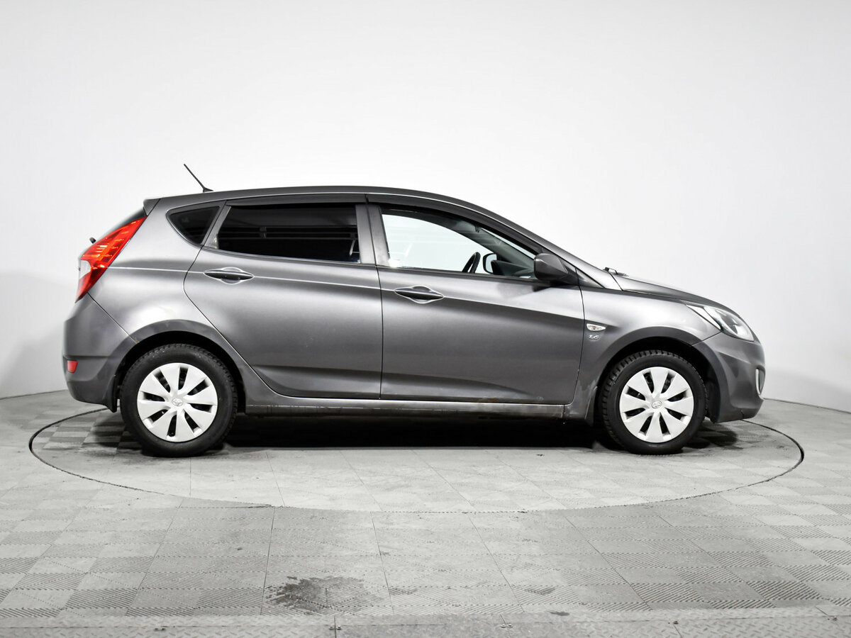 Hyundai Solaris 2011 года с пробегом. Фото: #3