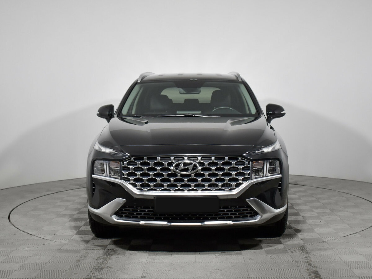 Hyundai Santa Fe 2021 года с пробегом. Фото: #1
